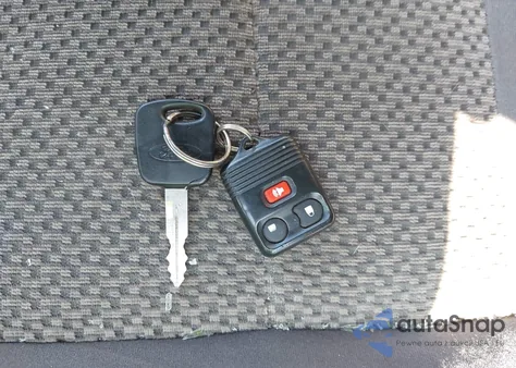 2003 Ford F-150 Lariat/Xl/Xlt from USA, damaged, VIN 1FTRX18L03NA29982